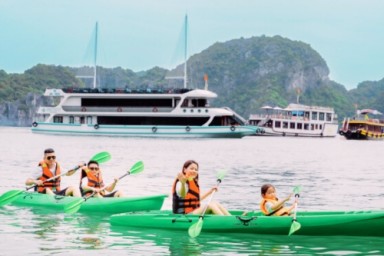 Hanoi - Halong Bay - Sung Sot Cave - Luon Cave - Titop Island - 7.5 Hours